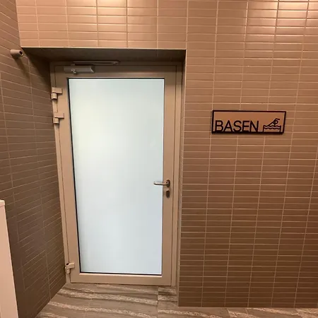 The Waves Kasprowicza 20c - Blisko Plazy! - Bezplatny Parking Podziemny - Klimatyzacja - Basen, Jacuzzi, Sala Fitness, Sala Zabaw Dla Dzieci I Sauny W Cenie! Apartamento *